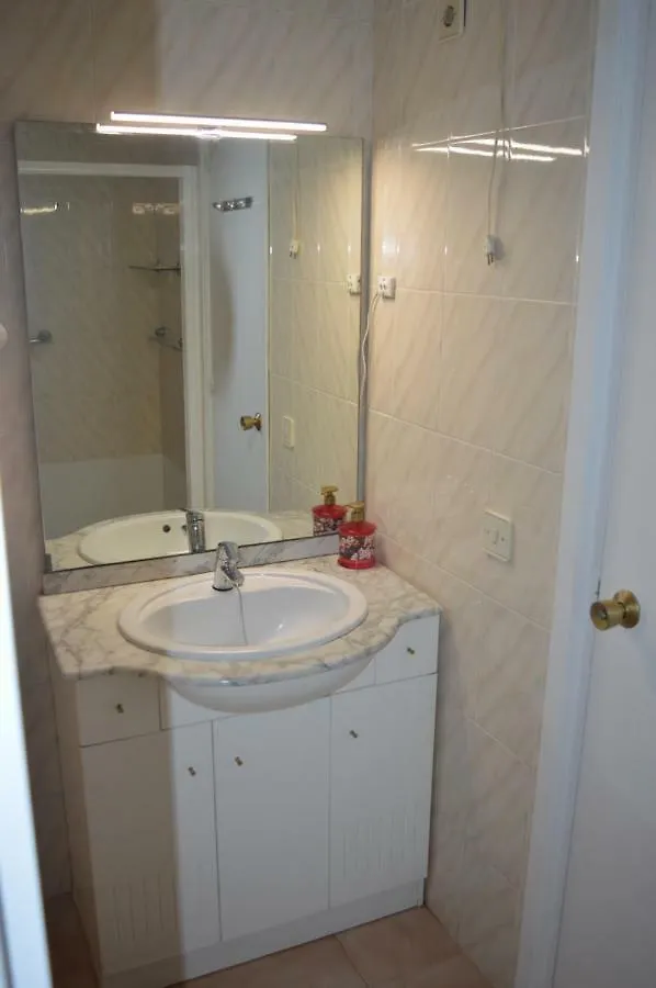 Apartamento Completo 200M Playa Apartment Roses 0*,  Spain